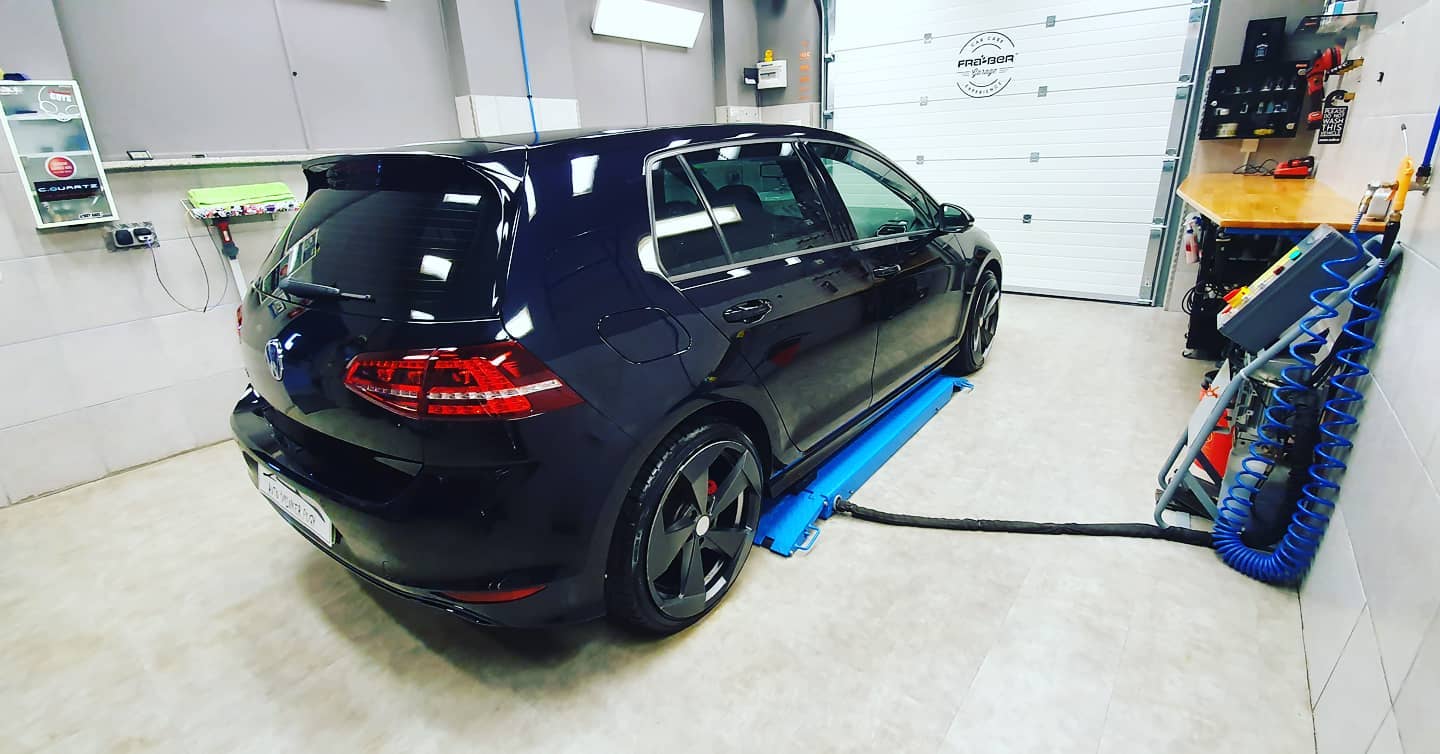VW Golf GTI po poliranju in zaščiti